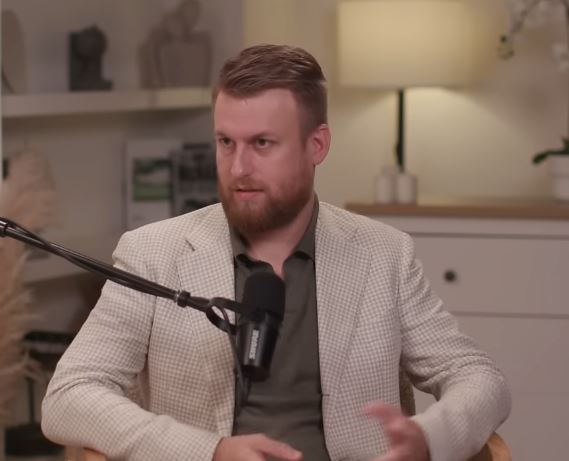 Hedge Fund Trader Strategy: Inside Bas Kooijman’s Playbook